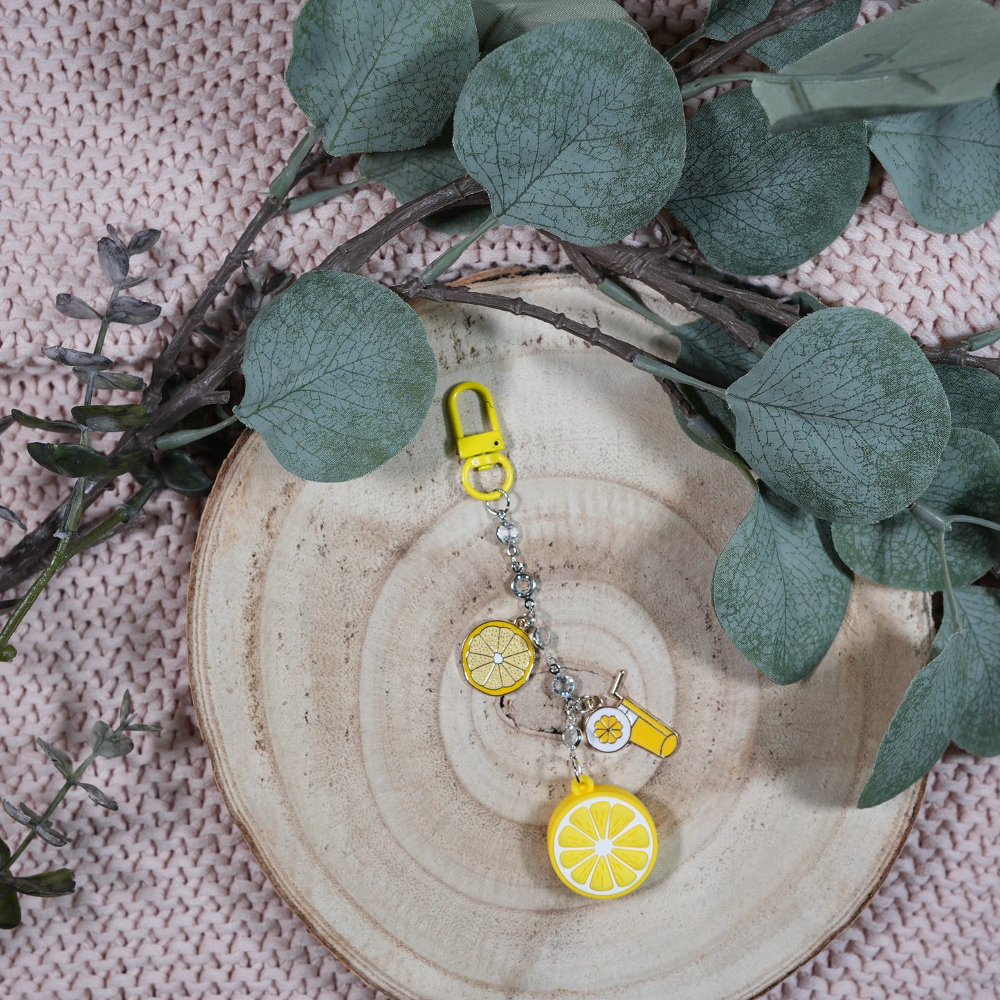 Binder Anhänger verschiedene Motive